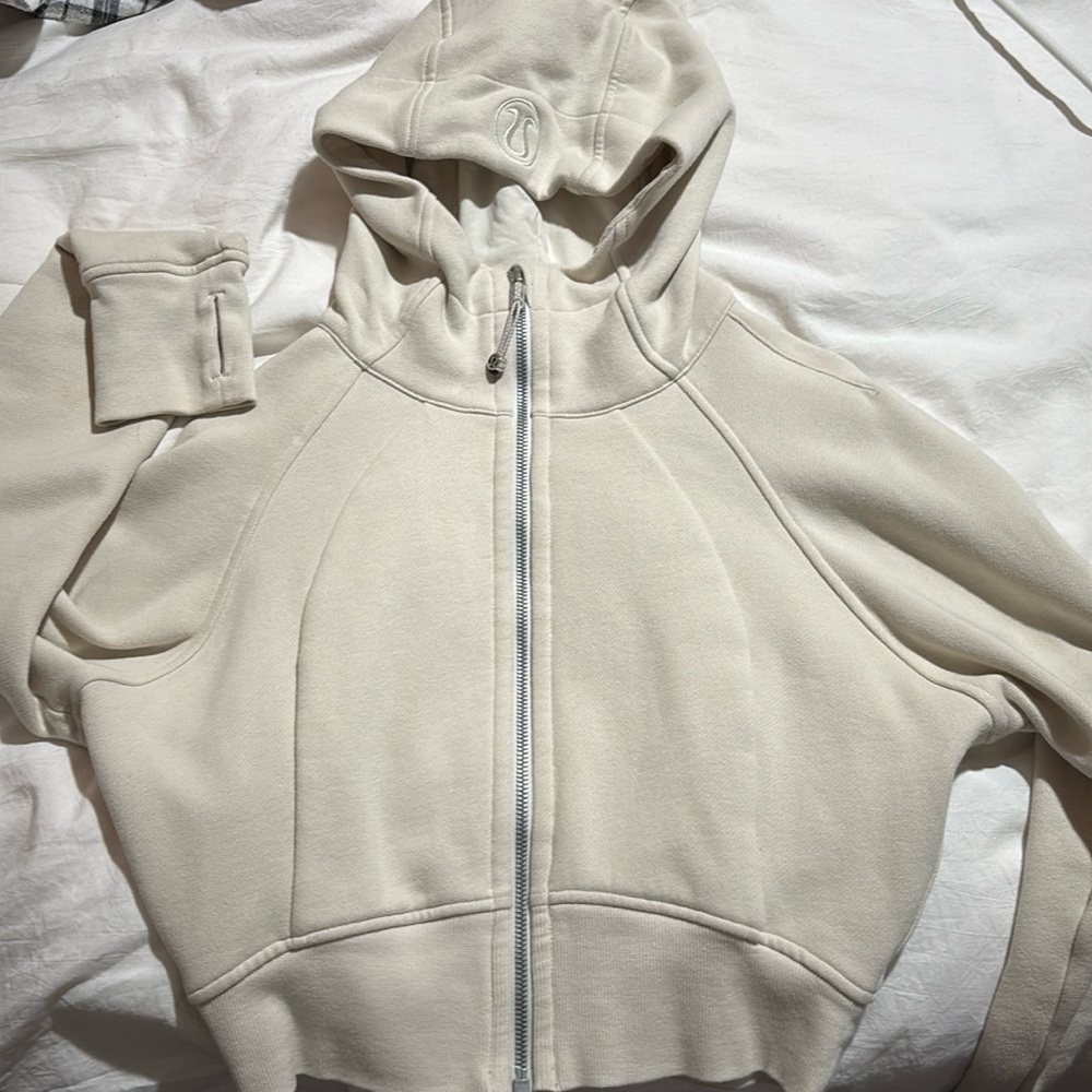 Lululemon full zip scuba crop